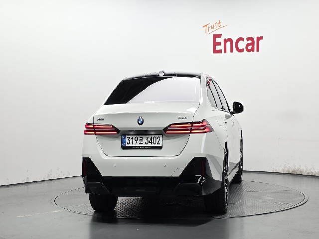 cae40d17dc68893978e9a72eefe43779.jpeg
