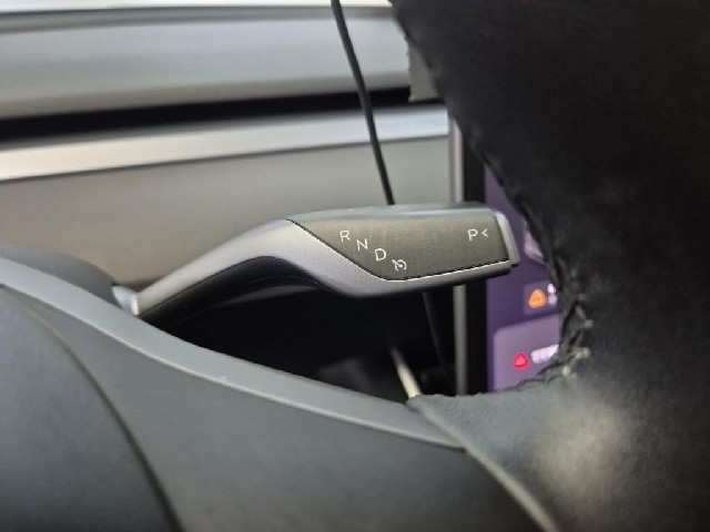 6081500847R8.jpg