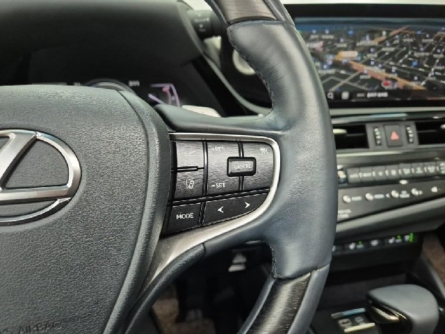 6081000323R16.jpg