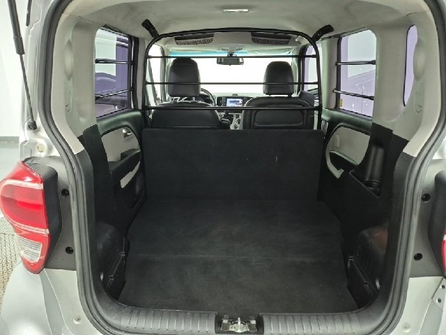 6081001428R17.jpg