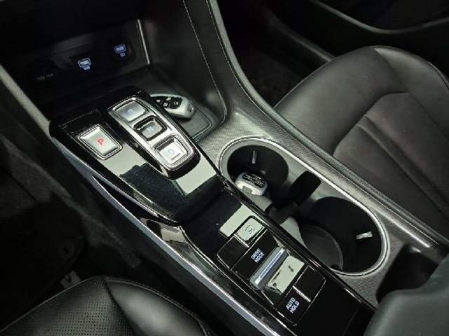 6081001425R8.jpg