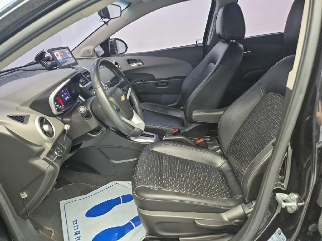 6081501135R11.jpg