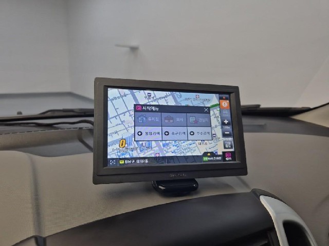 6081501135R13.jpg