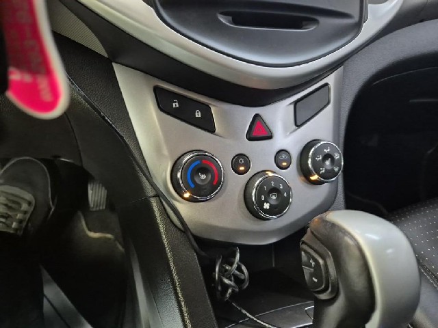 6081501135R17.jpg