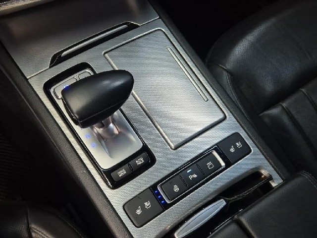 6081001384R8.jpg