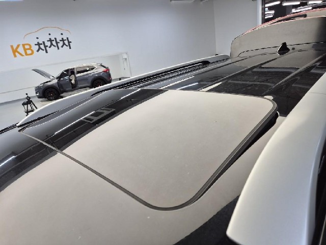 6081501336R13.jpg