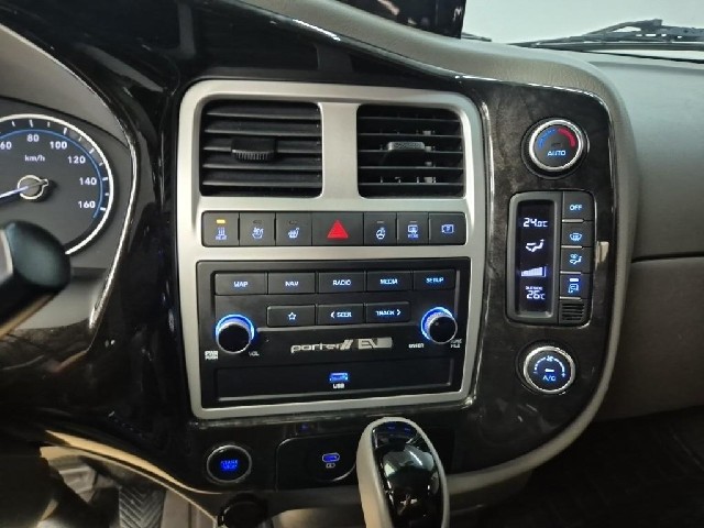 6081501428R15.jpg