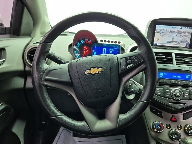 6061501787R9.jpg