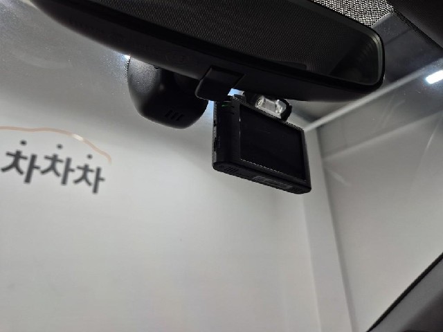 6081000003R16.jpg