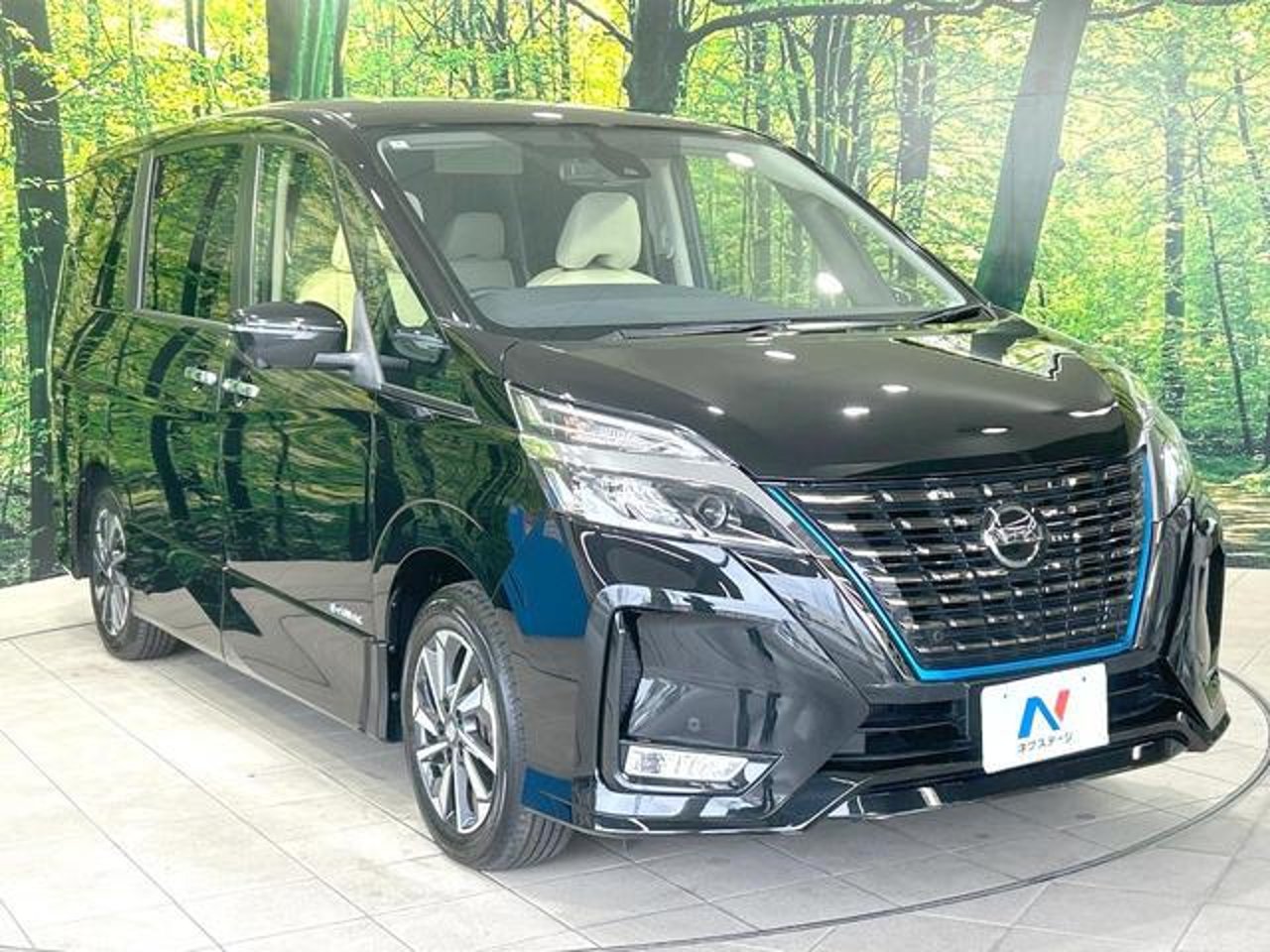2020 Nissan Serena Standard for sale in Kenya