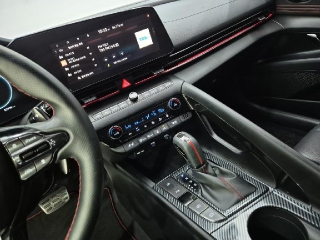 6081000896R10.jpg
