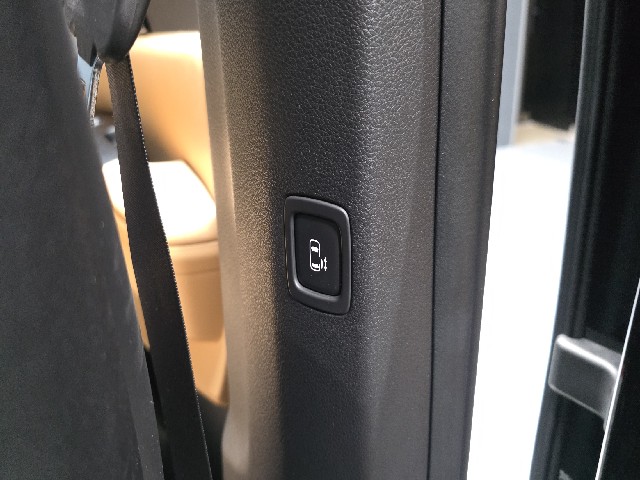 9890fd2ace94cc7ef1df55cbb904681f.jpeg