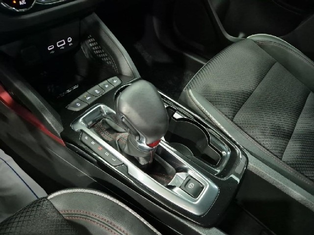 6081001739R8.jpg