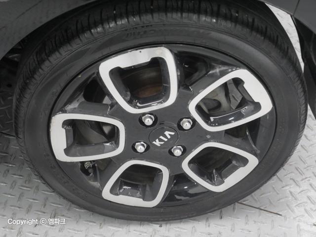 4021002168R19.jpg
