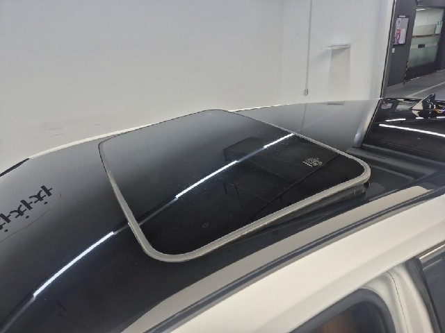 6081500338R13.jpg