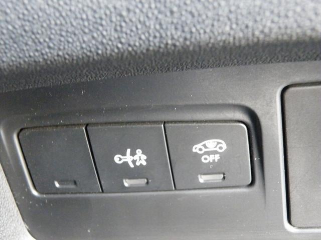 1001999A30250304W00307.jpg