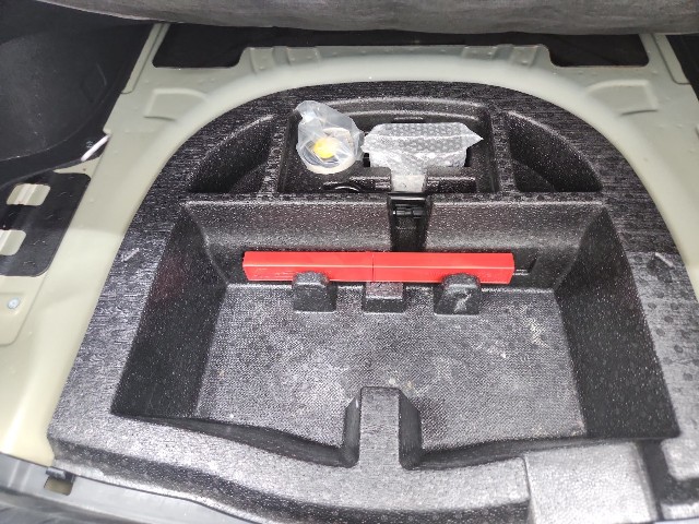lotterental_091514525_oNSky_10.jpg