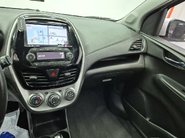 6081000493R10.jpg
