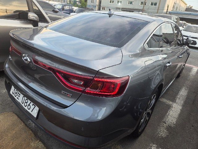 d50726c7e1824e0b991c5b80bcdc067c.jpeg