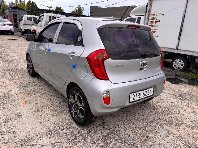 5aae647e46168f946628ed854772a435.jpeg