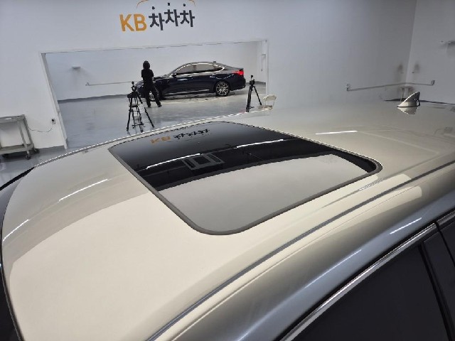 6051501994R13.jpg