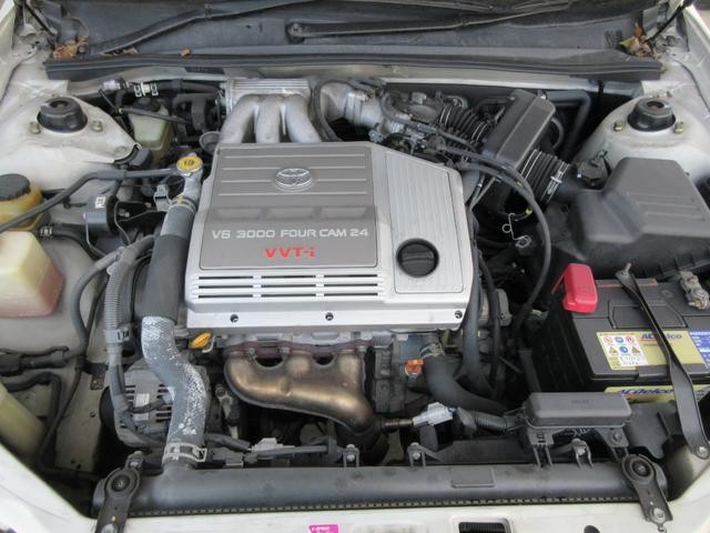 0551867A30261019W00218.jpg