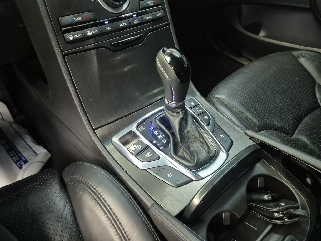 6071500977R8.jpg