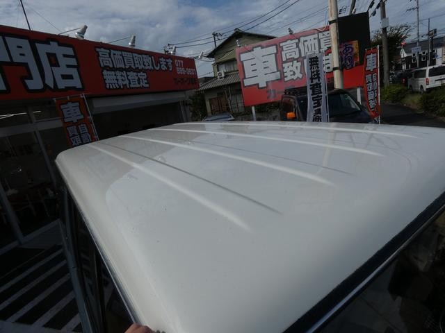 0710176A30261019W00116.jpg
