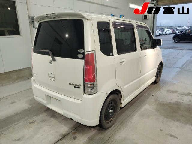213187daf28b29008f60418e52a15615.jpg