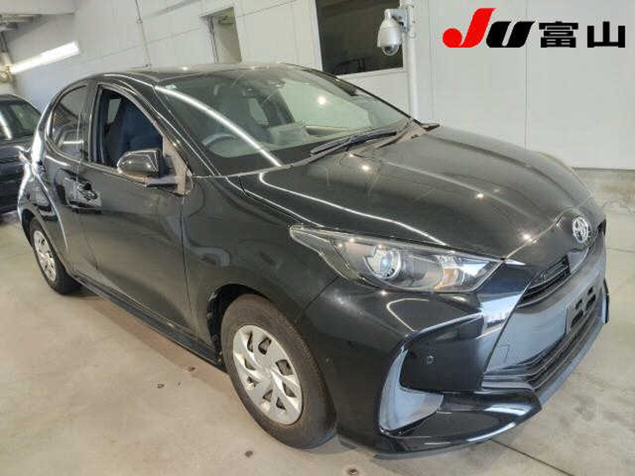2021 Toyota Yaris, photo 1 of 1