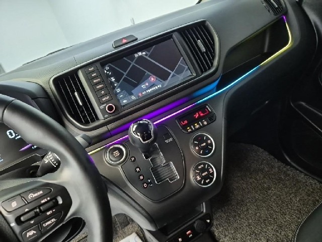 6081500990R10.jpg
