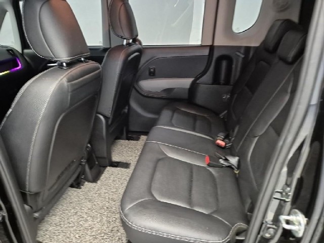 6081500990R12.jpg