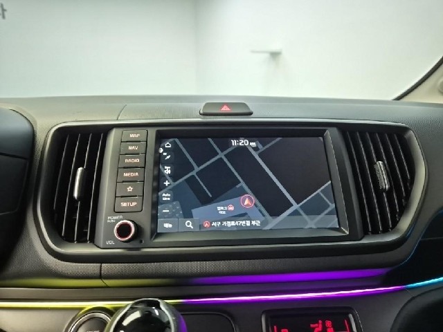 6081500990R13.jpg