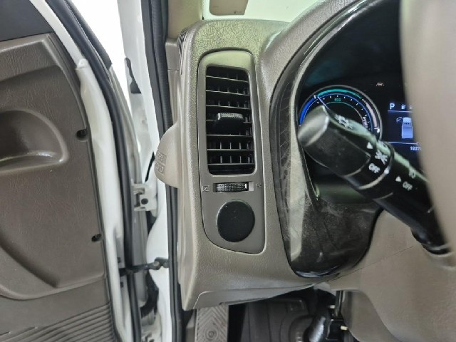 6081500213R17.jpg
