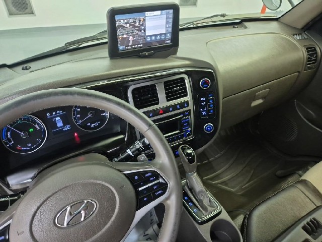 6081500213R9.jpg