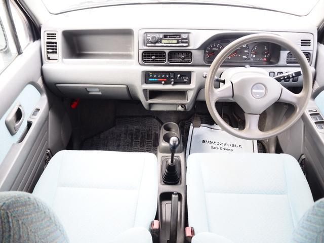 0904095A30260223W00212.jpg