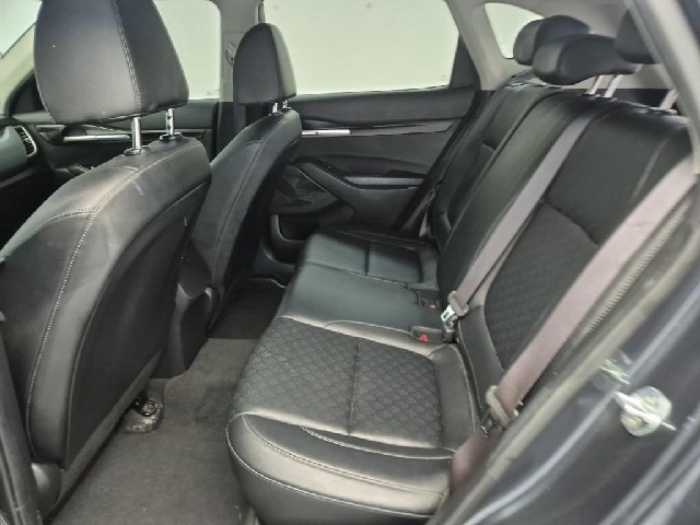 6081501562R12.jpg