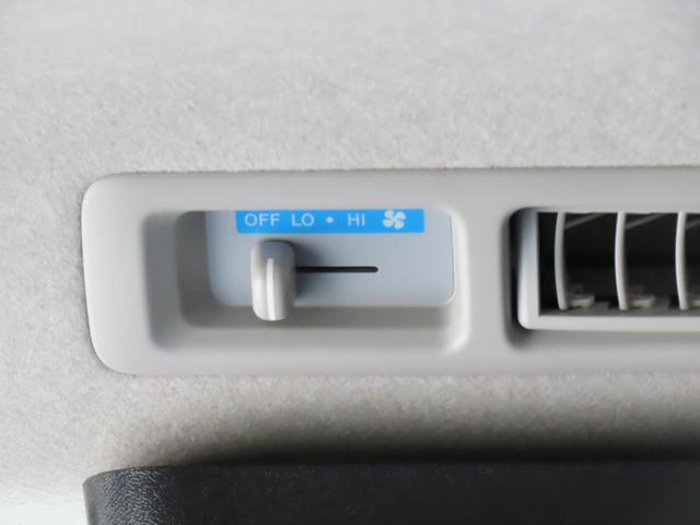 0204838A30260202W00217.jpg