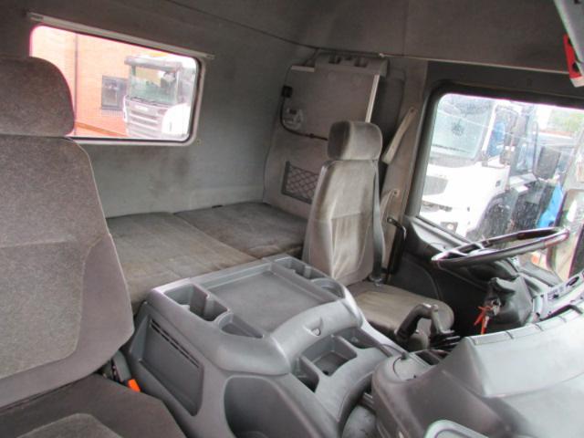 838251686ba74e64e72fa7bad185ca3a.jpeg
