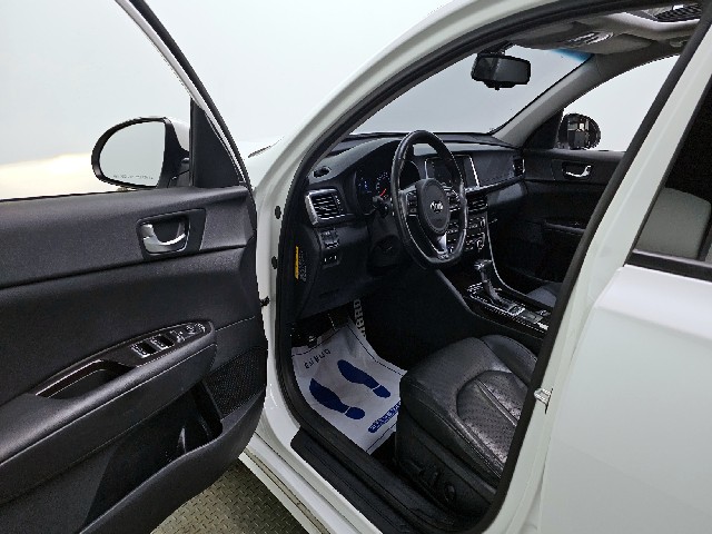 e28cb49efe8266361657e57f7a664413.jpeg
