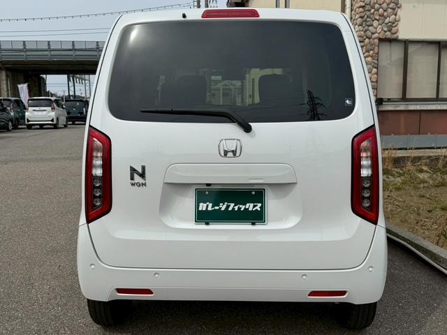 23088558_carP_l_17.jpg