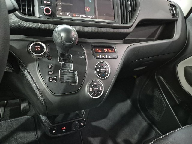 6071001973R8.jpg