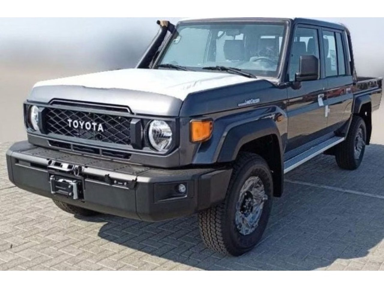 2024 Toyota Land Cruiser, photo 1 of 1