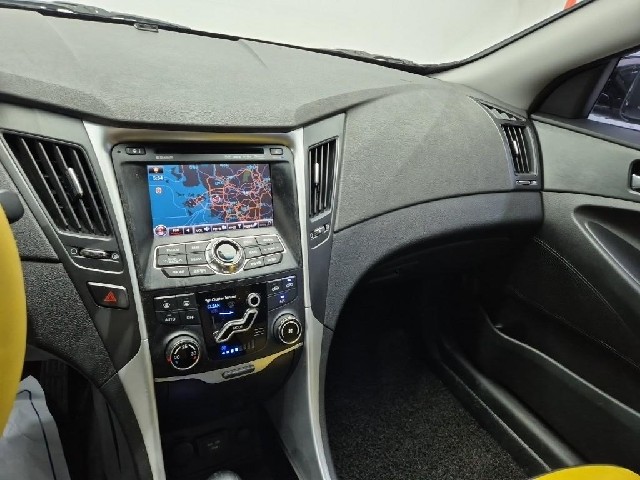 6081000814R10.jpg
