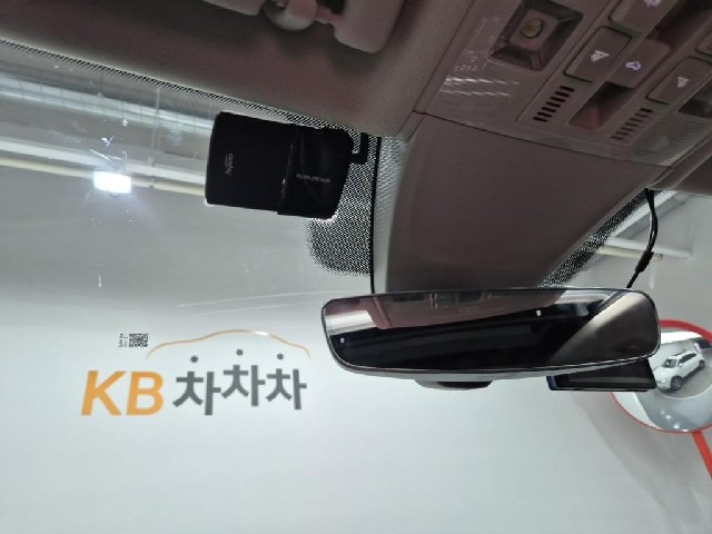 6071000631R18.jpg