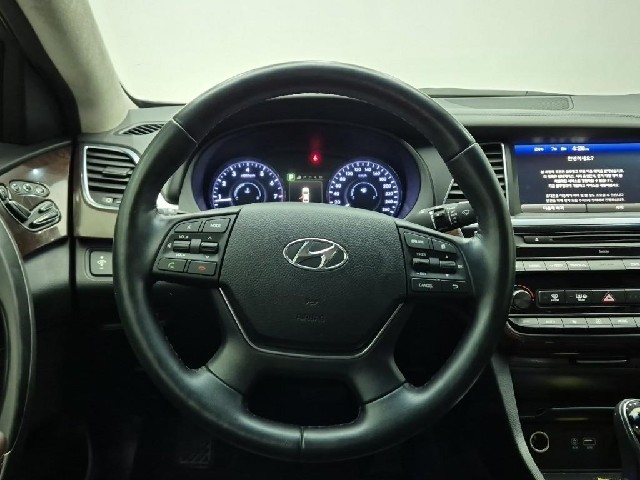 6071000182R9.jpg