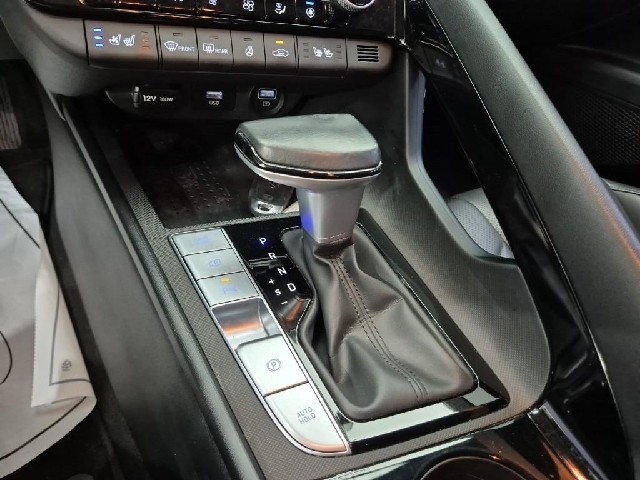 6081000209R8.jpg