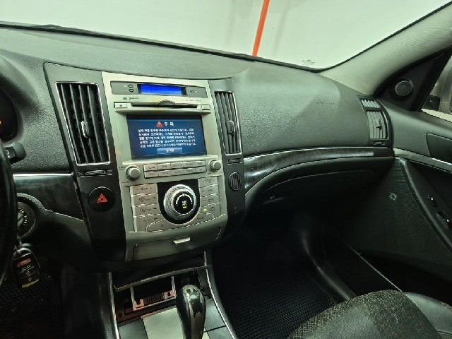 6081000274R10.jpg
