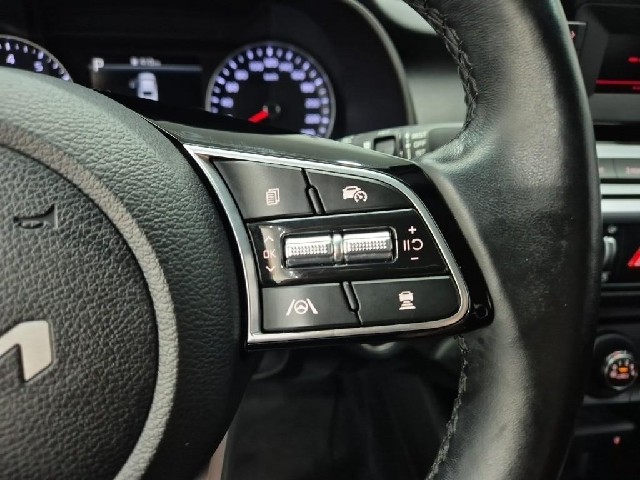 6081500995R12.jpg