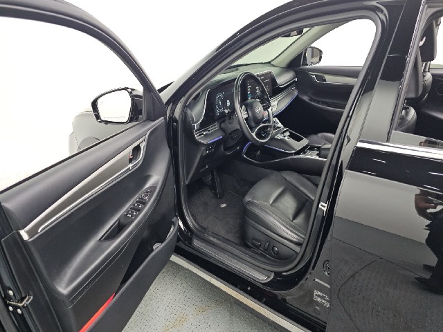 c09bbf7c3ee36f8057382d644c6f79d2.jpeg